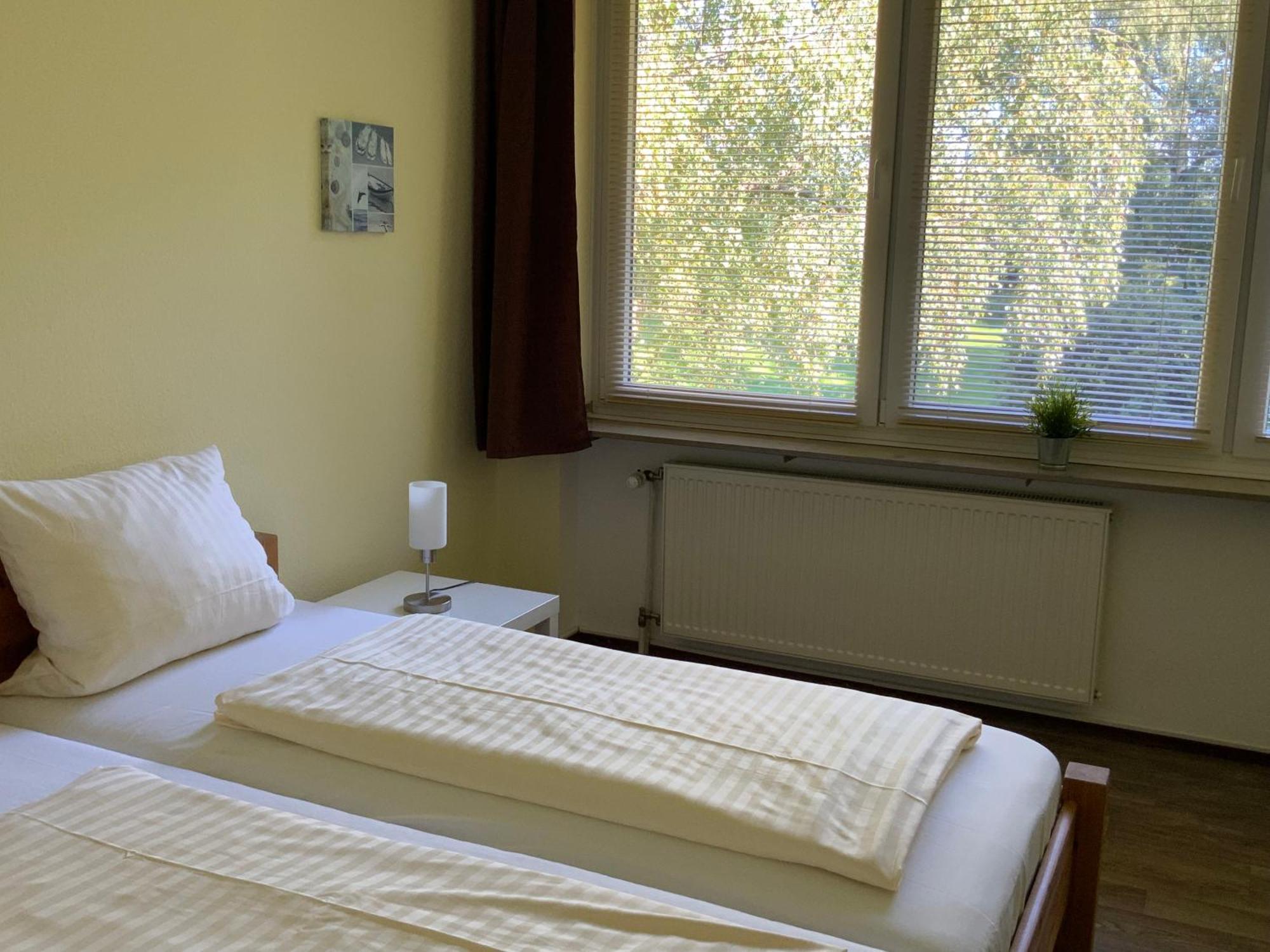 Hotel Am Siebenpfennigsknapp 뤼넨 외부 사진