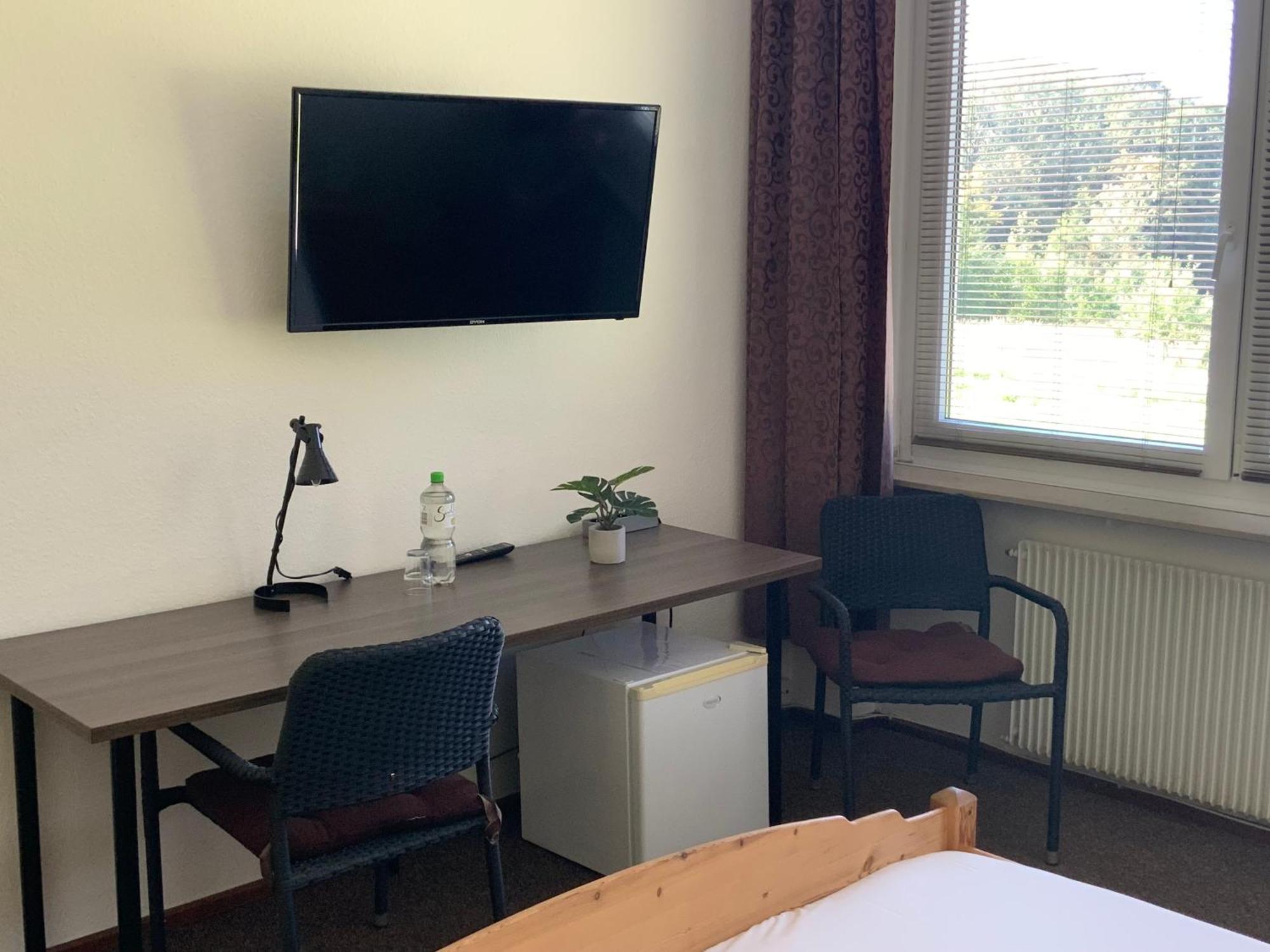 Hotel Am Siebenpfennigsknapp 뤼넨 외부 사진