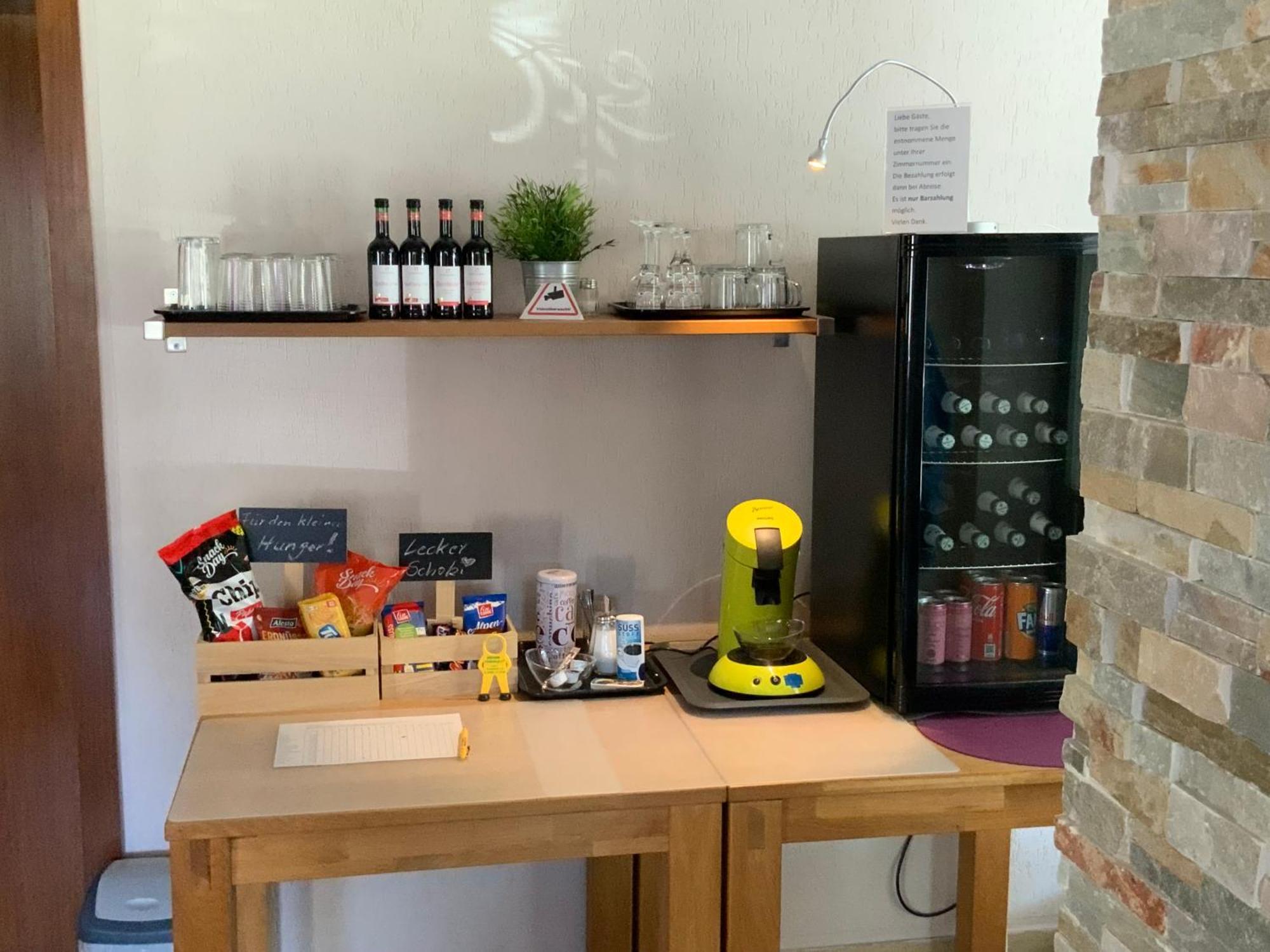 Hotel Am Siebenpfennigsknapp 뤼넨 외부 사진