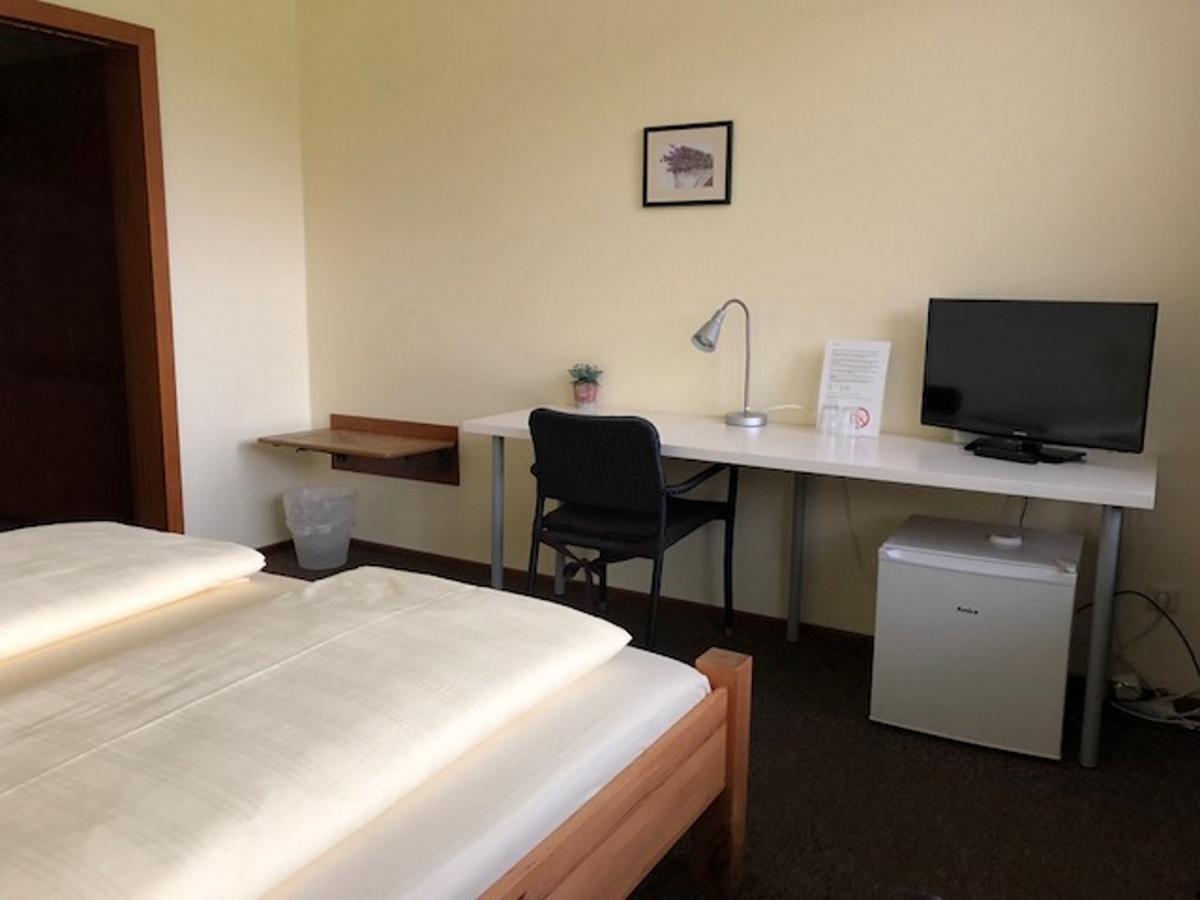 Hotel Am Siebenpfennigsknapp 뤼넨 외부 사진