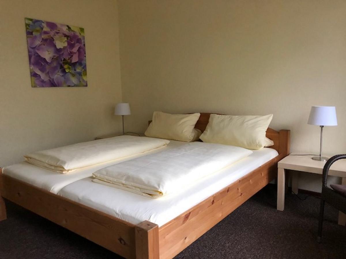 Hotel Am Siebenpfennigsknapp 뤼넨 외부 사진