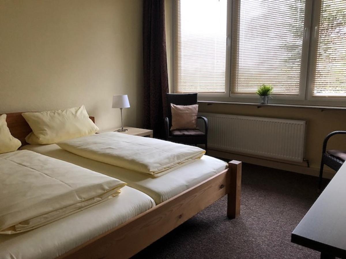 Hotel Am Siebenpfennigsknapp 뤼넨 외부 사진