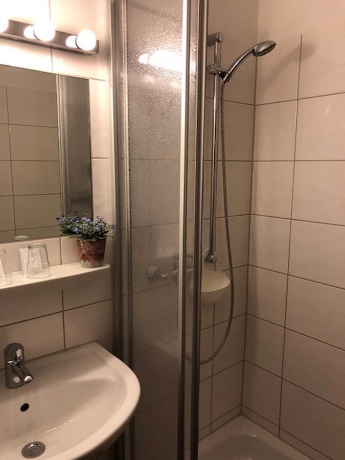Hotel Am Siebenpfennigsknapp 뤼넨 외부 사진