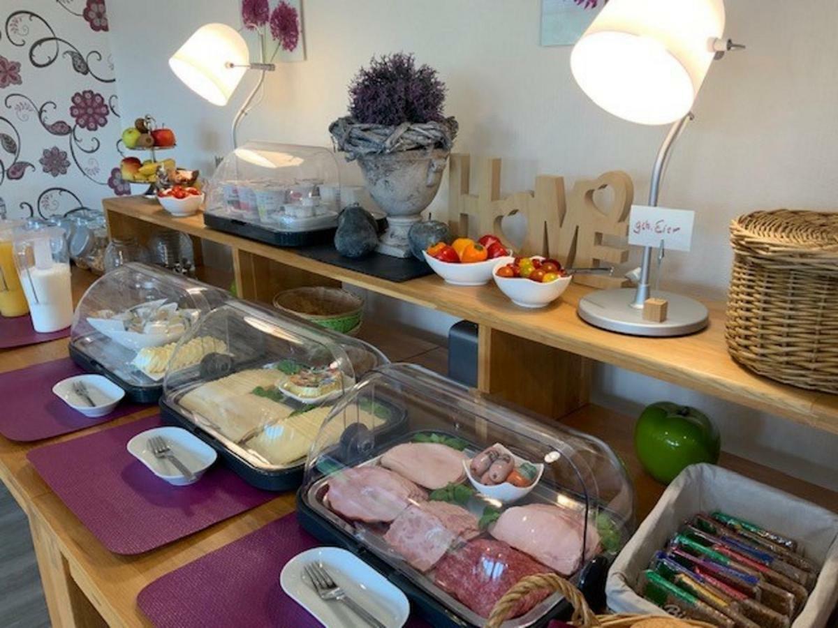 Hotel Am Siebenpfennigsknapp 뤼넨 외부 사진