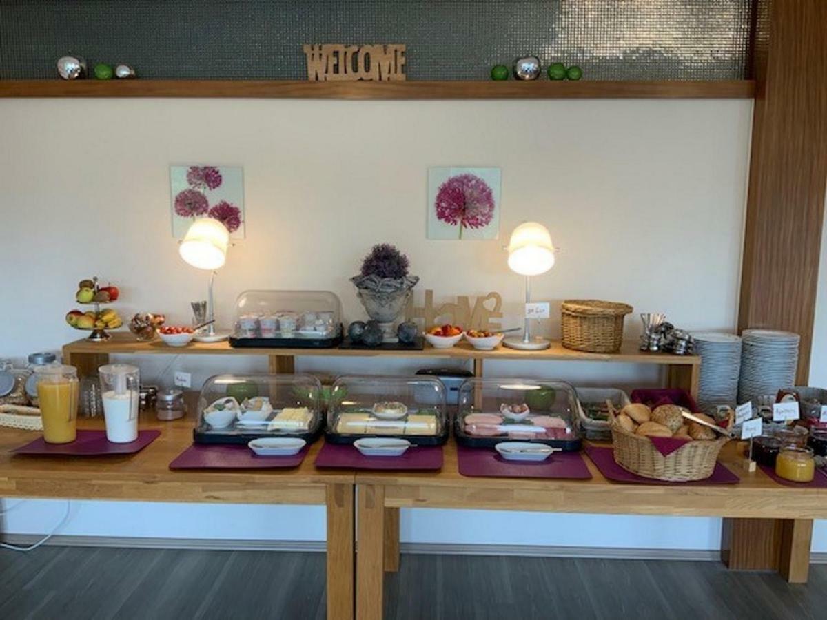 Hotel Am Siebenpfennigsknapp 뤼넨 외부 사진