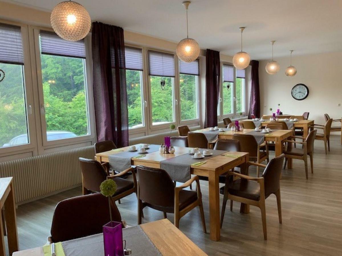 Hotel Am Siebenpfennigsknapp 뤼넨 외부 사진