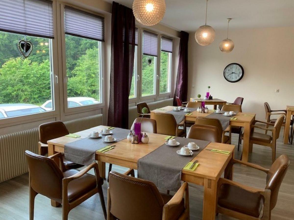 Hotel Am Siebenpfennigsknapp 뤼넨 외부 사진