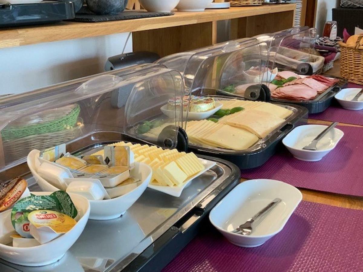 Hotel Am Siebenpfennigsknapp 뤼넨 외부 사진