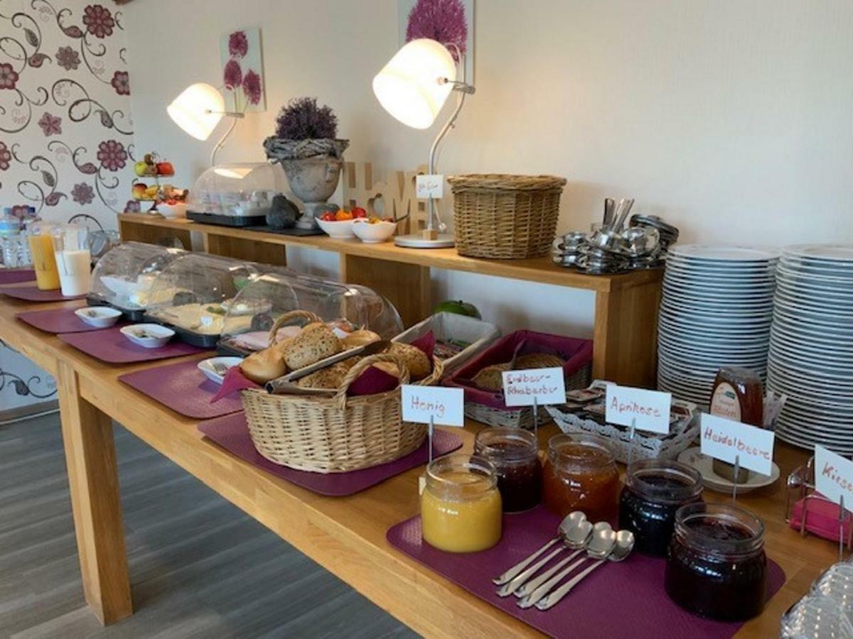 Hotel Am Siebenpfennigsknapp 뤼넨 외부 사진